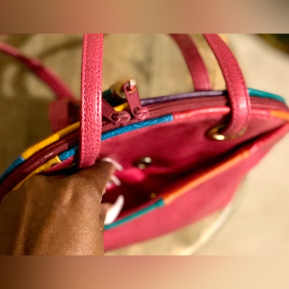 80s Pink Leather Shoulder Bag Handbag Retro with tassels on zipper - Picture 6 of 14